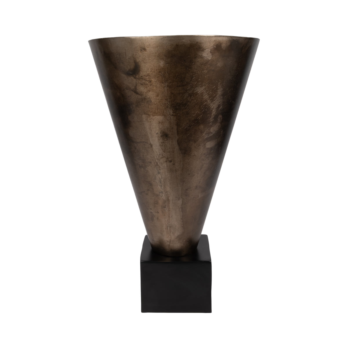 Nashoak Gold Vase — 19″