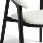 Neravio Dining Chair - 椅腿细节