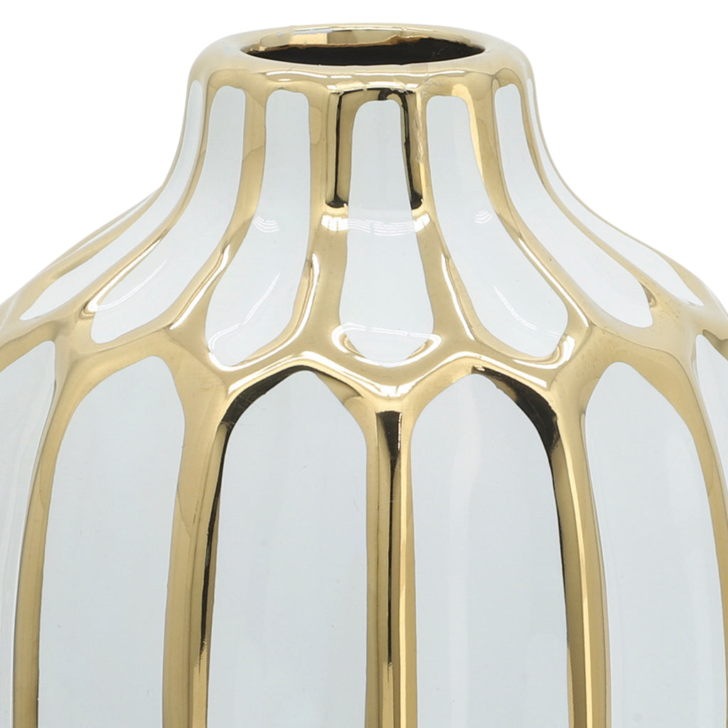 Calvinham White Vase — 8″ — additional view