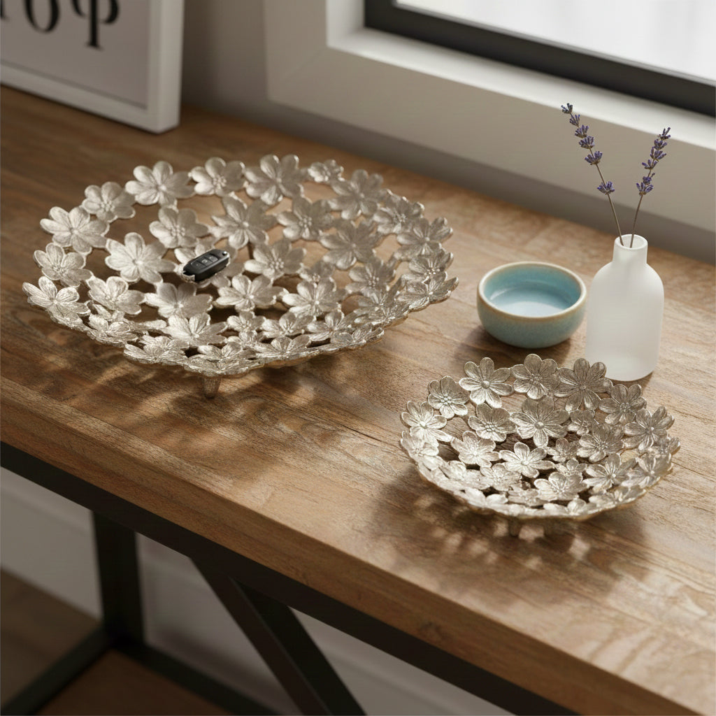 Lynnford Set of 2 Gold Bowls — 4″ — additional view