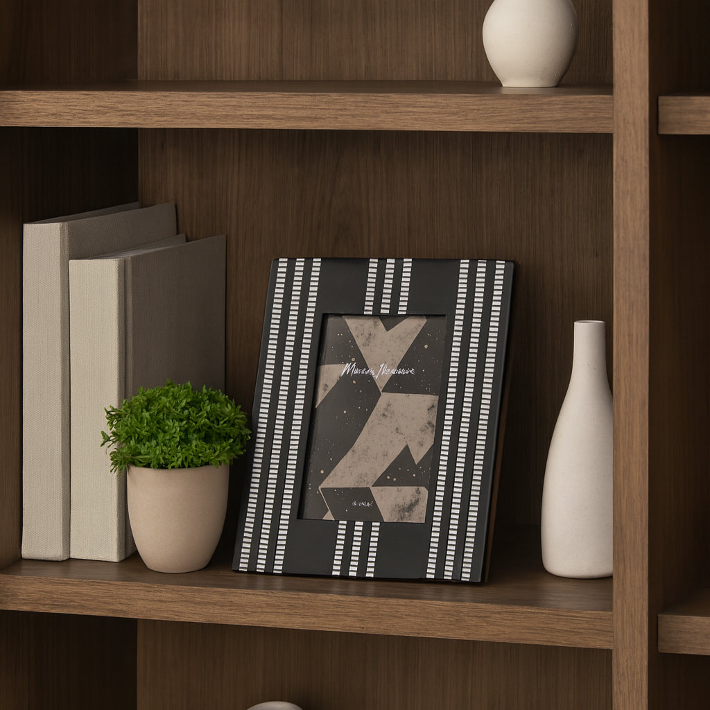 Henleymore Black Frame — 1″ — additional view