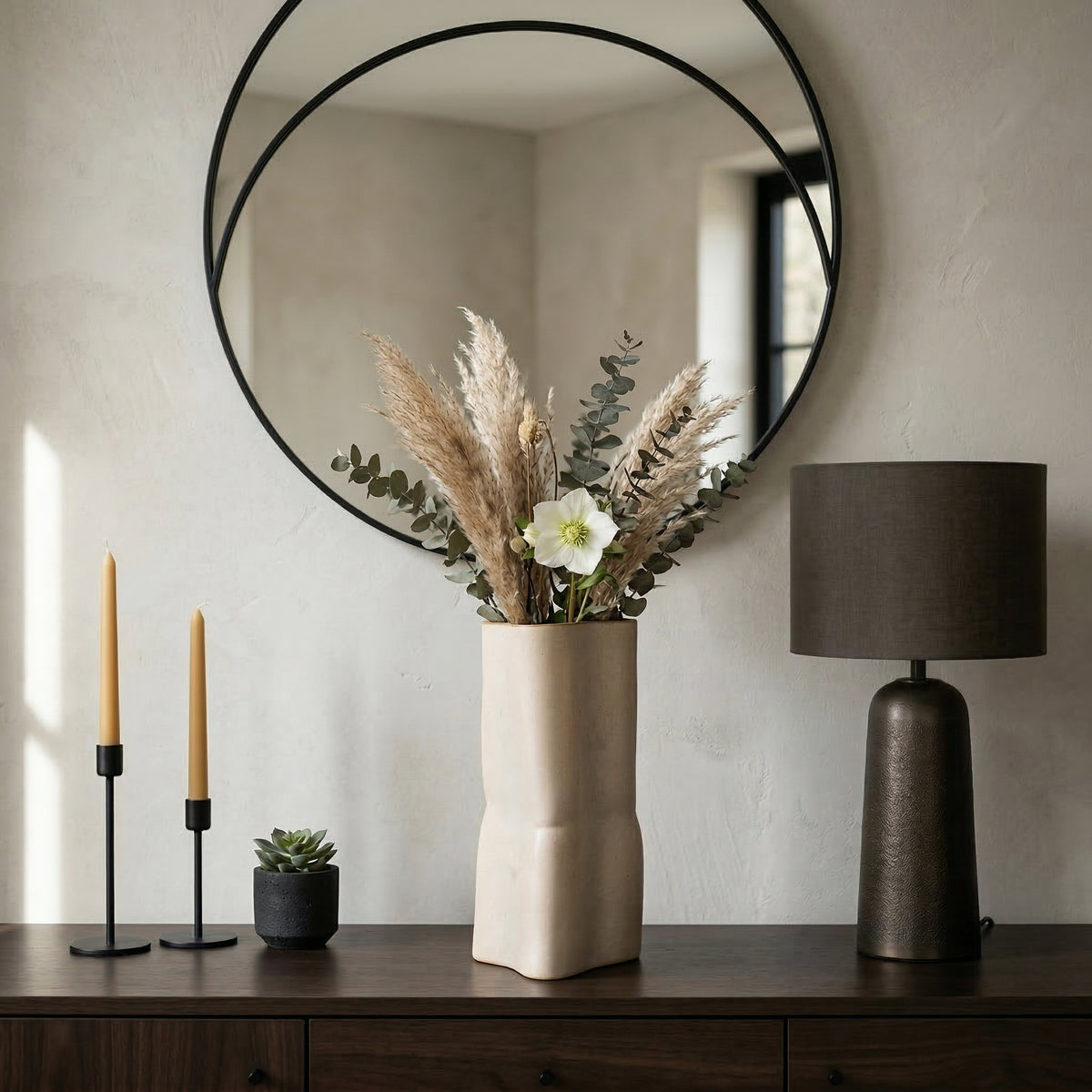 Harveyway Cream Vase — 15″ — additional view
