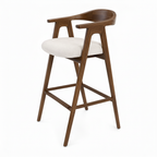 Tivoli Bar Stool 左前方白底图生成中