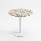 Virelune Table strict front view